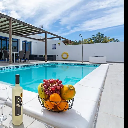 Valentina Private Pool By Pvl *